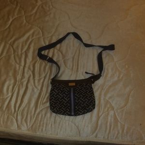 Tommy hilfiger crossbody bag
